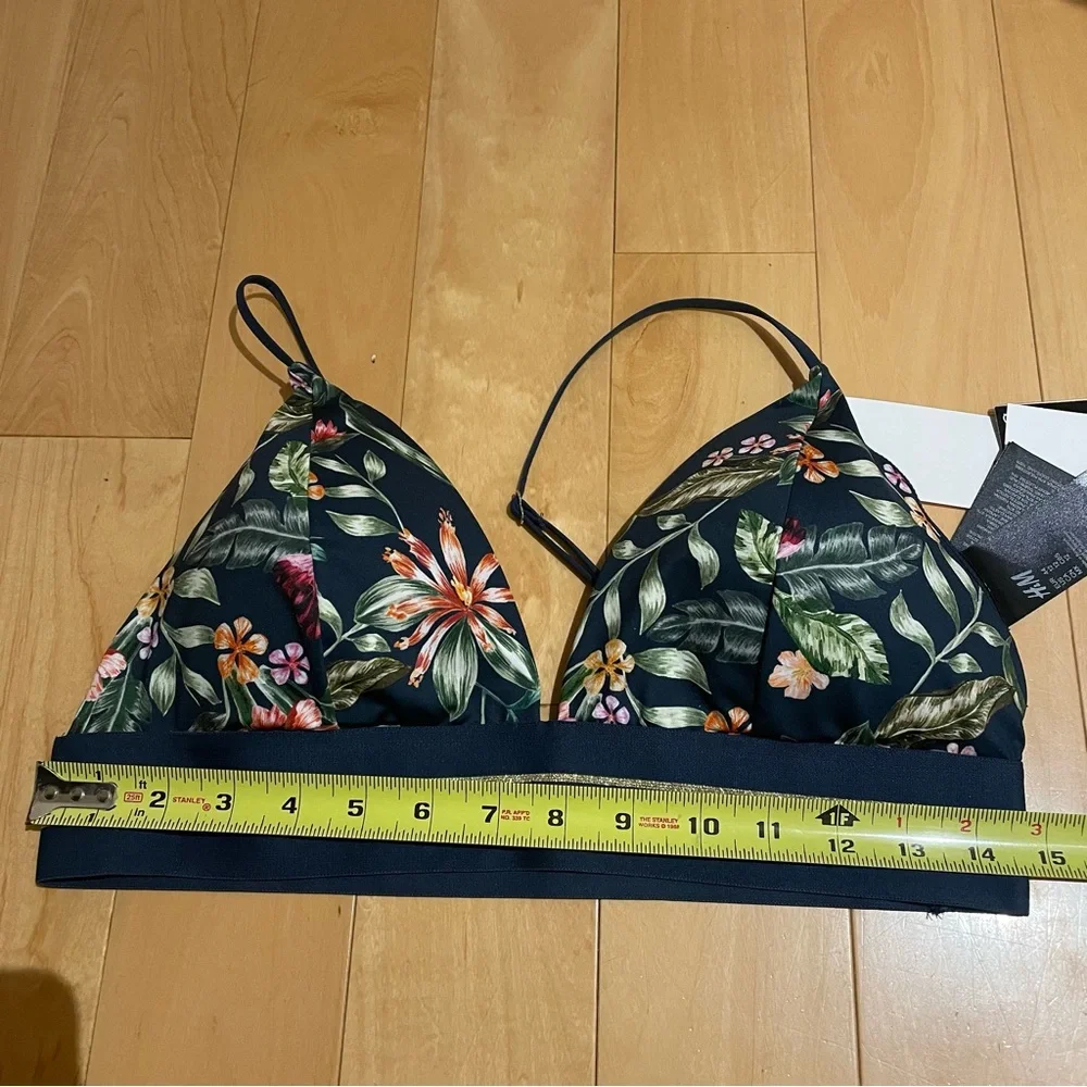 NWT women’s H&M floral bikini top - Picture 4 of 4